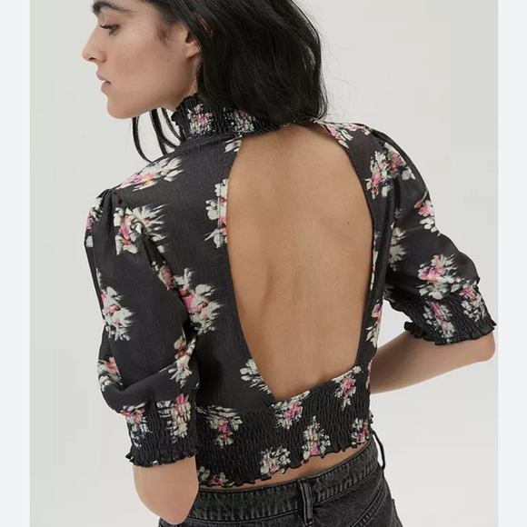 Urban Outfitters Tops - Urban Outfitters Black Noelle Open Back Crop Top NWTS